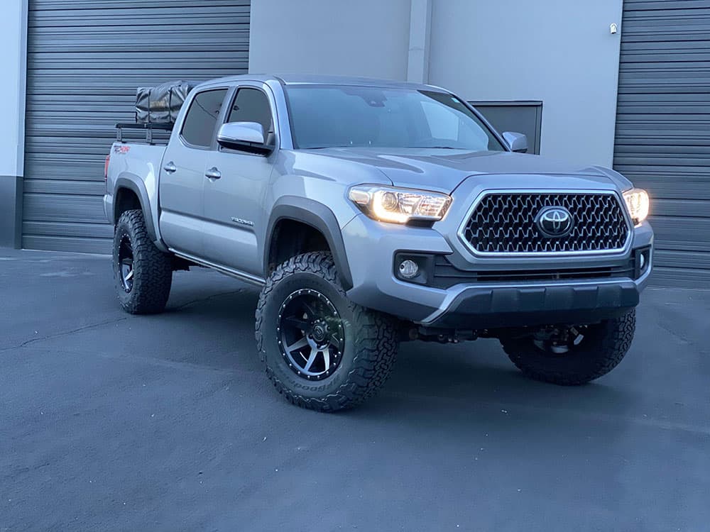 Toyota auto body repair in Los Angeles at Mac Auto Collision